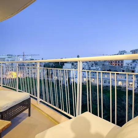 Oasis: With Breathtaking View W/parking By 360 Estates 公寓