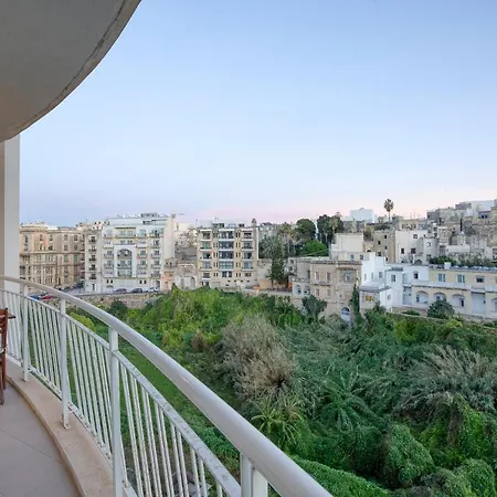Oasis: With Breathtaking View W/parking By 360 Estates Appartement *